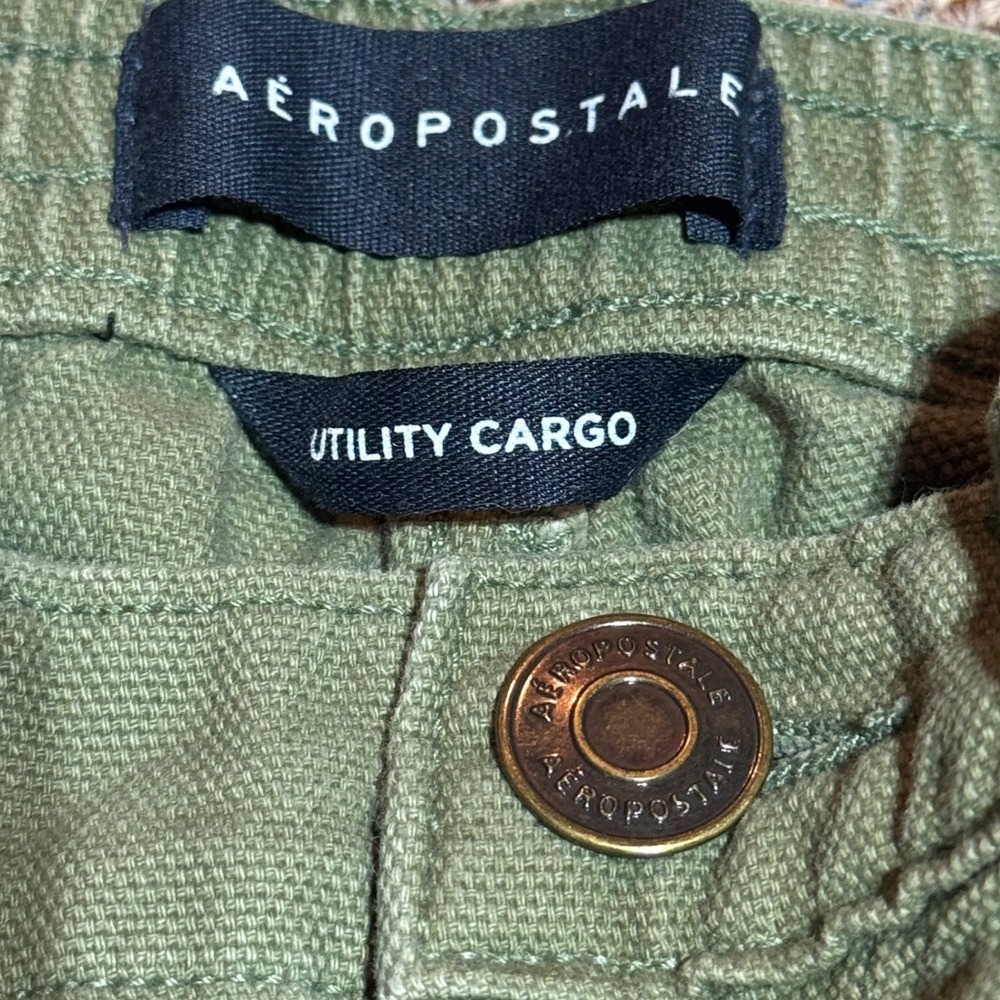 Aeropostale Men's Utility Cargo Pants Green – Size Medium - Picture 6 of 8